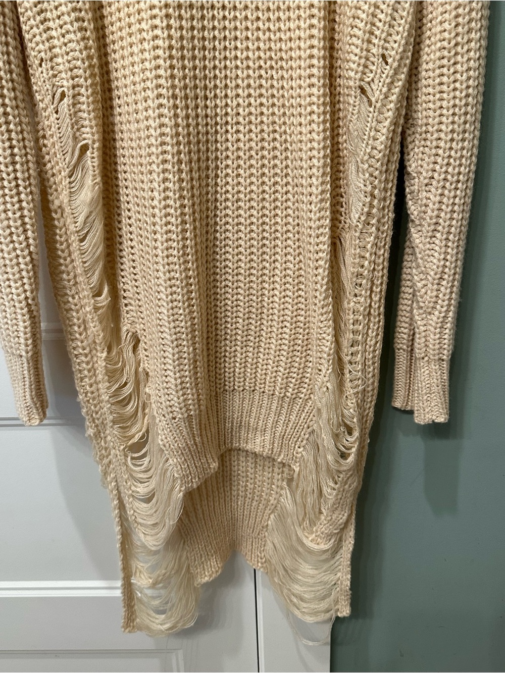 Dress - Picture 3 of 4